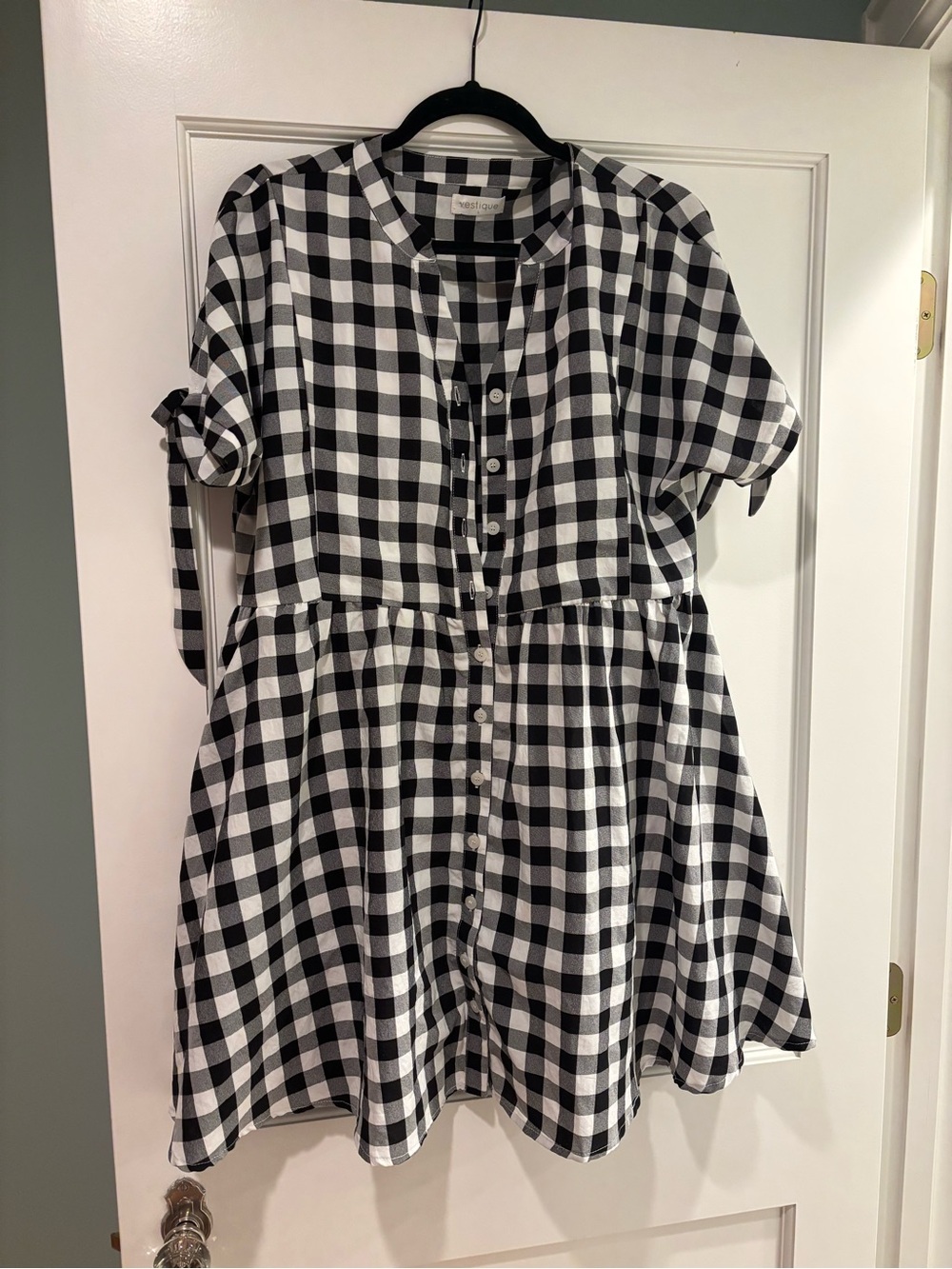 vestique Black & White Gingham Button-Front Mini Dress
